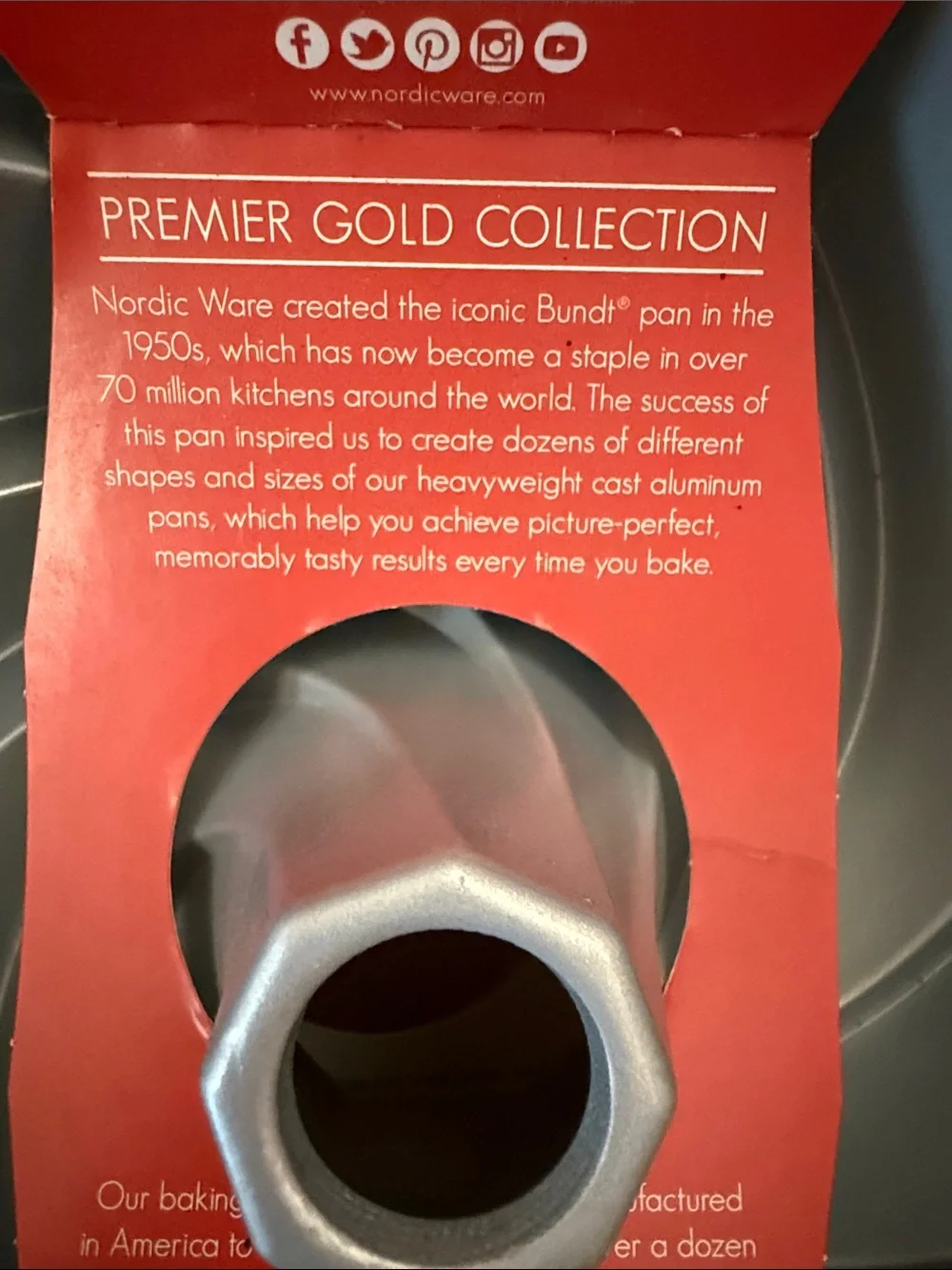 NWT Nordic Ware Bundt 6 Cup Heritage Pan Premier Gold Collection Made in USA